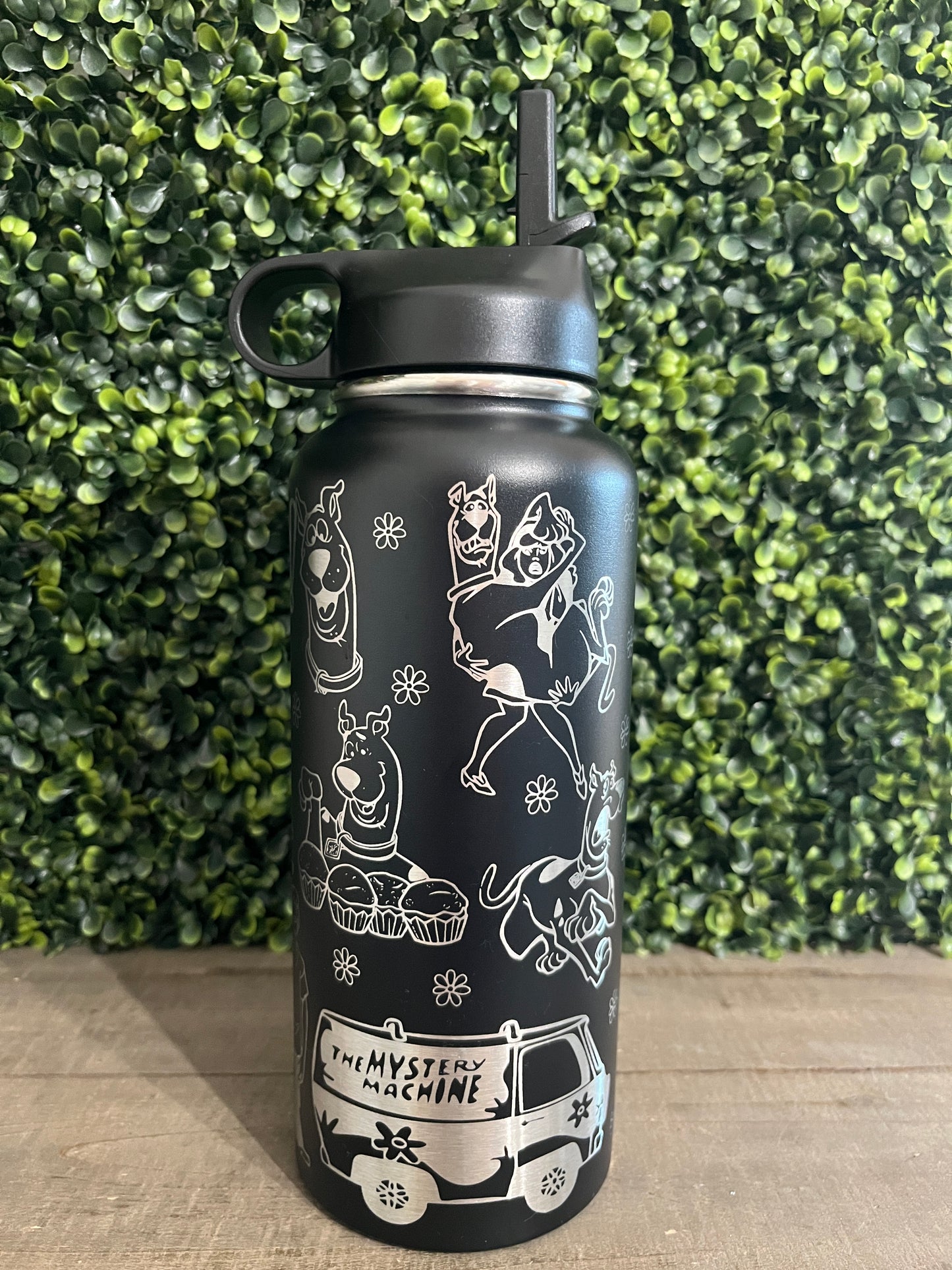 Laser Engraved 32oz Scooby Doo Water Bottle