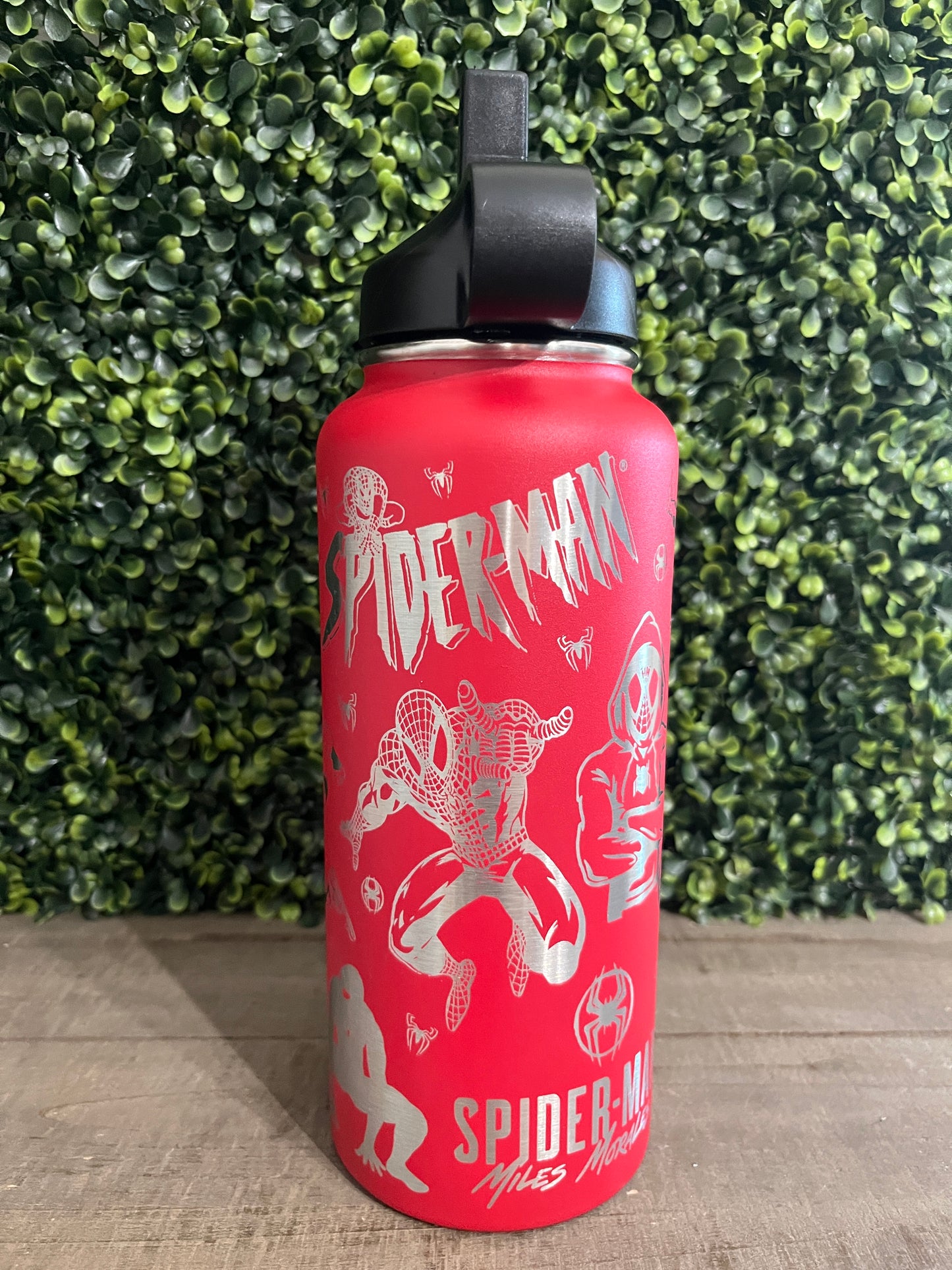 Laser Engraved 32oz Web Hero