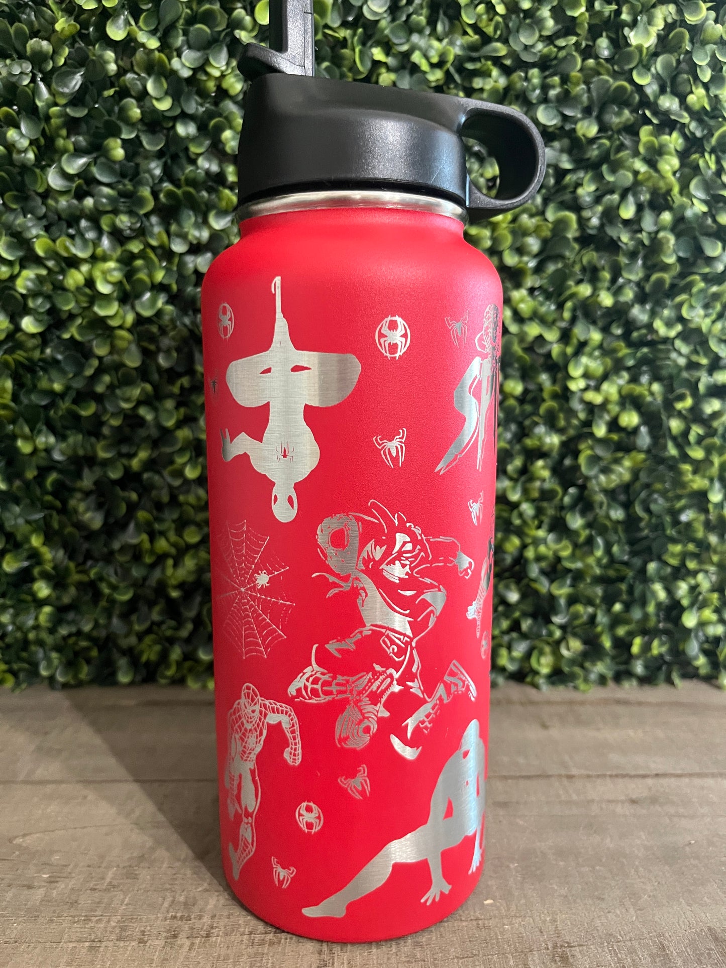 Laser Engraved 32oz Web Hero